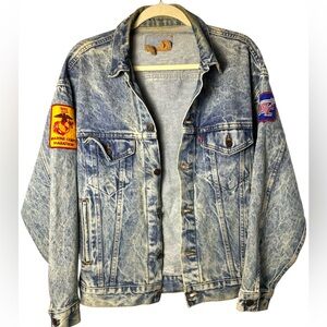 Vintage Levi’s acid wash Jean jacket with patches